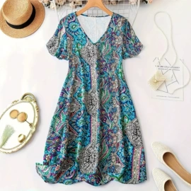 大码连衣裙;连衣裙;休闲裤