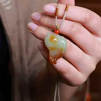 Фабрика Hetian Jade Store Ювелирные изделия из нефрита Натуральный нефрит Синьцзян Hetian Jade Синьцзян Qiemo Материал Красивый сахарный цвет Подвеска с перцем чили