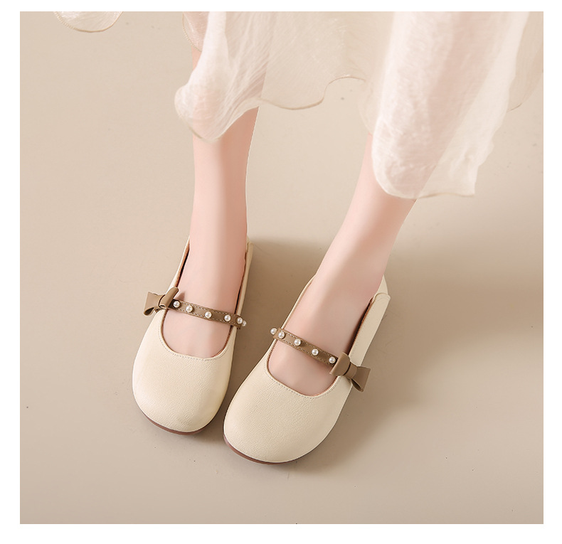 Zapatos de cuero franceses poco profundos para mujeres 2026 nuevos zapatos de perlas casuales de primavera redondas con falda
