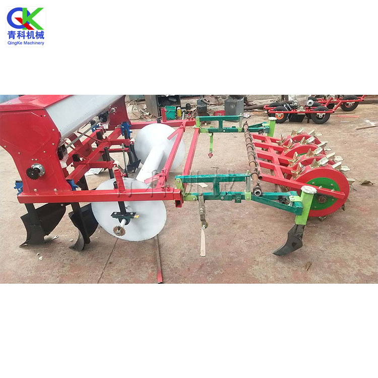 四行平土铺膜打孔播种一体机 农作物覆膜机 后置式农田播种机