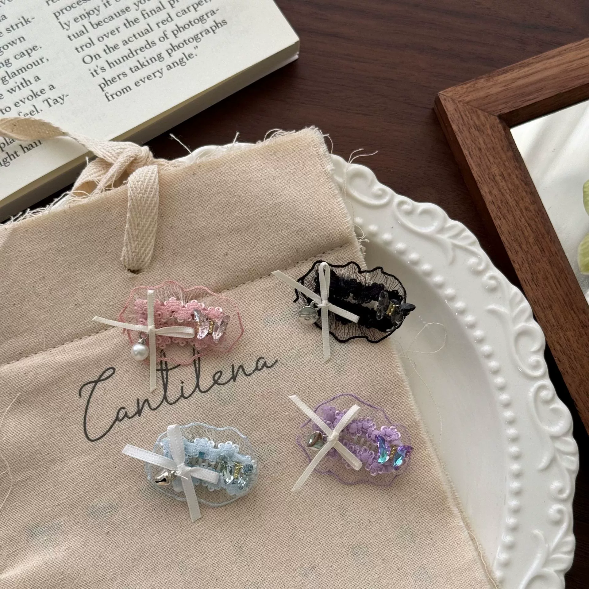 Заколки для волос для собак не могут избавиться от переносицы