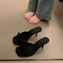 ɫ߸ЬYЬŮ2025¿ļ⴩¶ֺЬ