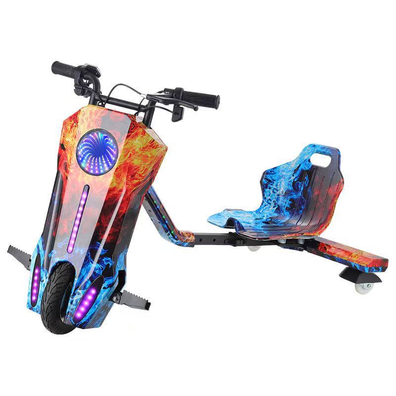 Venta transfronteriza de vehículos eléctricos de tres ruedas para niños a la deriva, alquiler de kart cuadrado, cabina de control remoto, horario de lanzamiento de cola