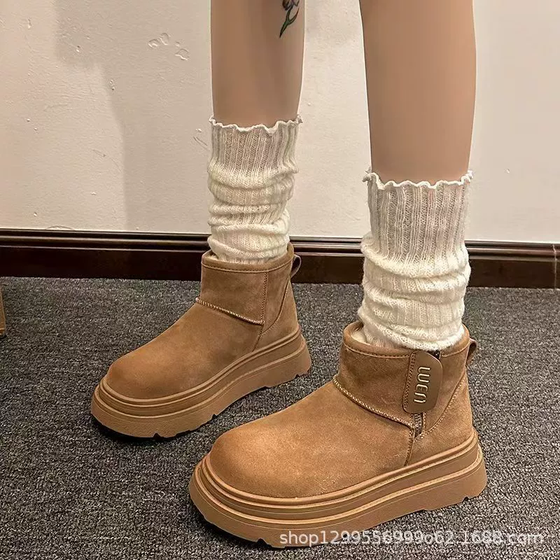 Winter low platform boots, warm low ankle boots, platform sole, sizes 35–40