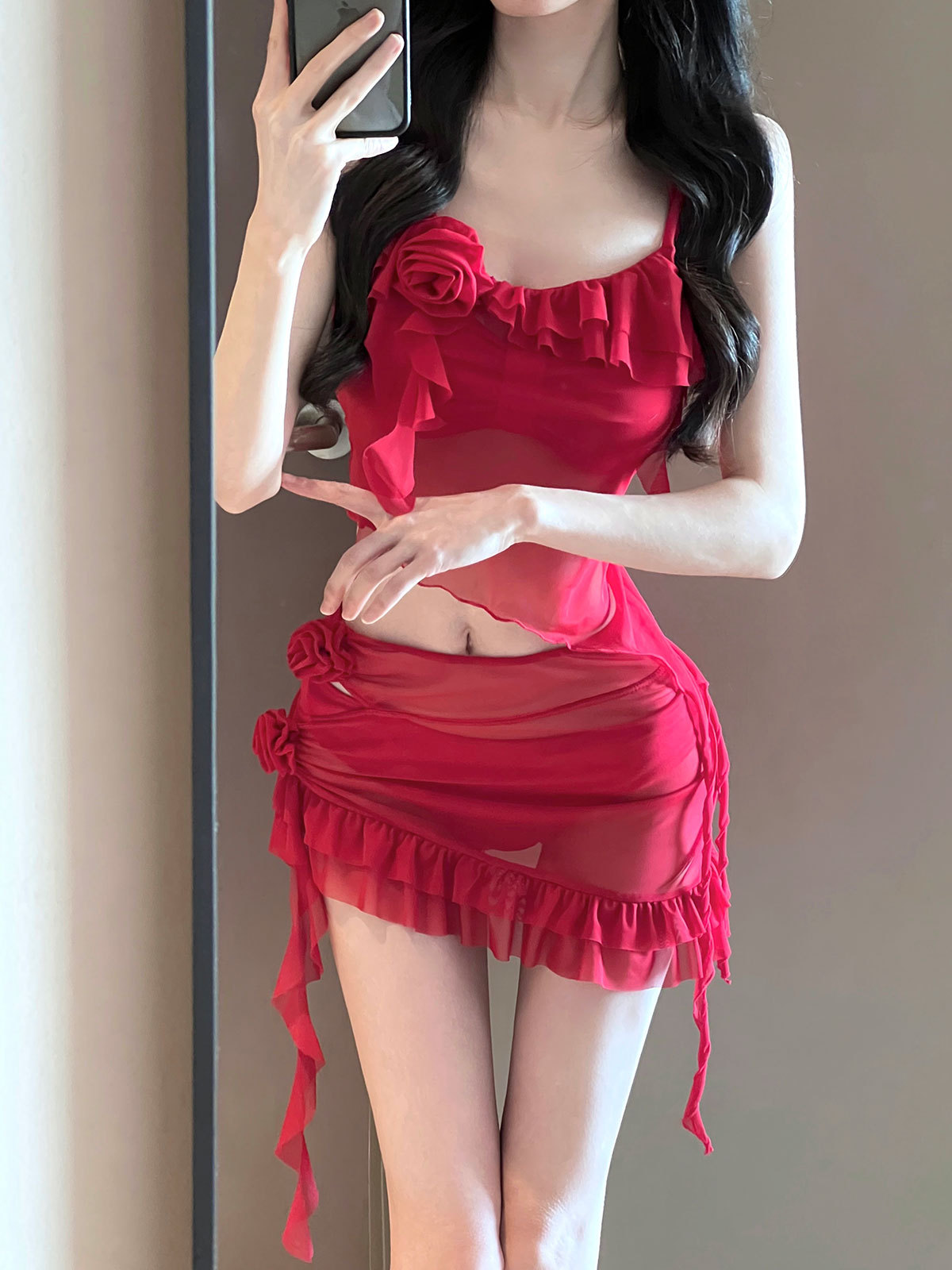 Nuevo traje de baño dividido en bikini de chicas calientes para mujer de cuatro piezas retro estilo de Hong Kong flores rojas puro estilo sexy pechos pequeños
