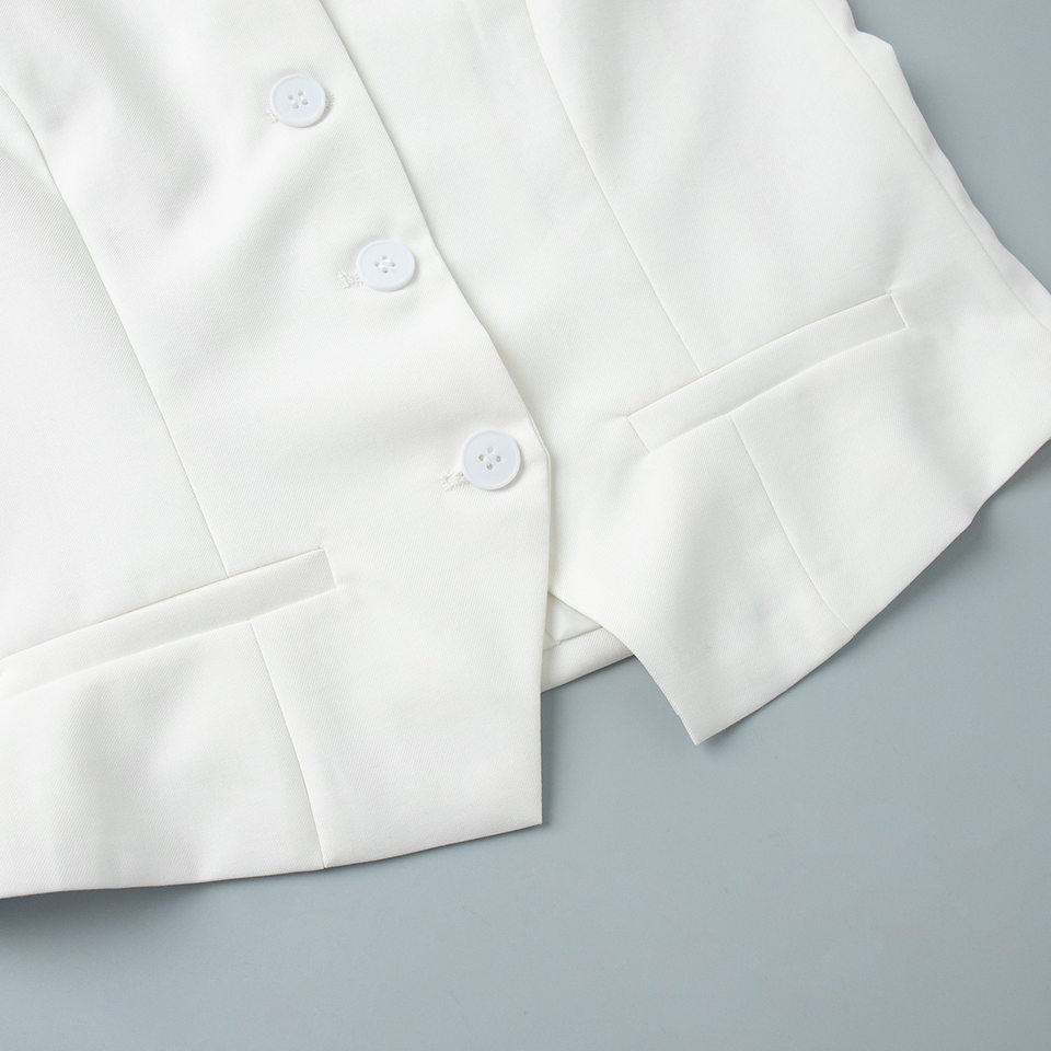 Bộ vest nữ áo gile cổ V cài khuy một hàng kèm quần short ống thẳng — Màu trắng, Màu xám, Màu đen (thêm mới) chi tiết 28