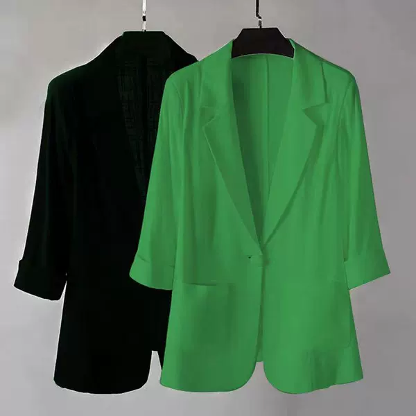 Three-quarter sleeve suit---emerald green