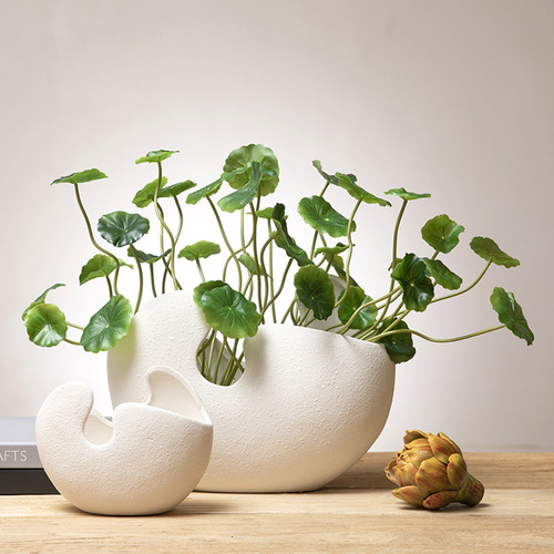 Creative Nordic Alien Eggshell Ceramic Vase Flower Pot Home Dining Table Decorative Ornament Manufacturer Wholesale