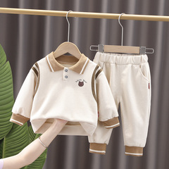 新型の男女の赤ちゃんの秋の服の服のスーツの赤ちゃんの子供服の洋風の春と秋の長袖の2つのセットのメーカーの卸売り