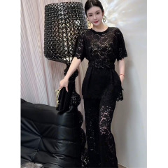 套装女2025夏新款洋气休闲风高端文艺范圆领蕾丝上衣裤子两件套