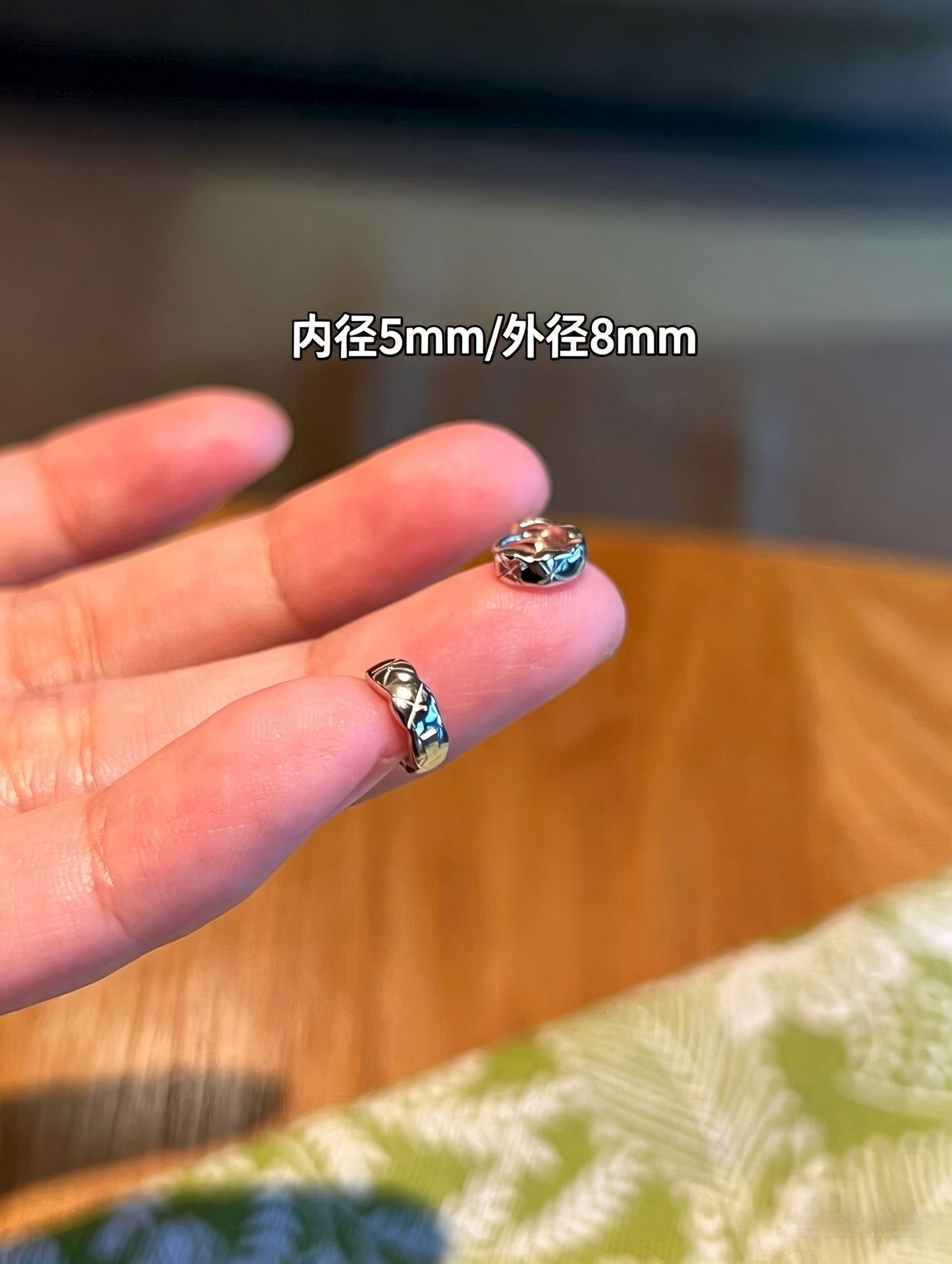 内径5mm菱格银色耳扣一对