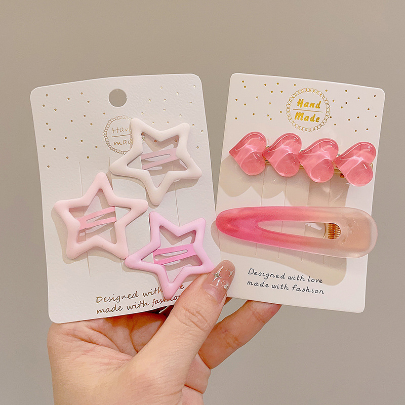 Pin de pelo de verano de dopamina rosa de alto nivel de sensación de frangeo un clip de pelo de frente acabado de pelo de broche adorable adornamiento para el pelo