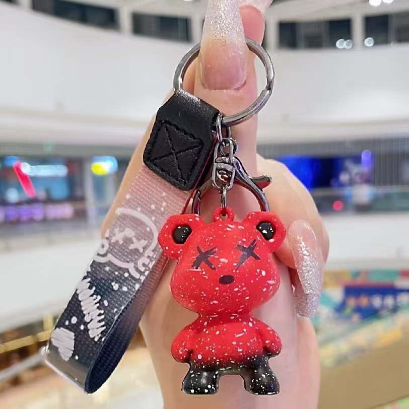 Caricatura violenta oso colgante llavero de PVC colgante llave de goma blanda juegos de videojuegos de muñeca ciudad pequeño regalo pequeño regalo