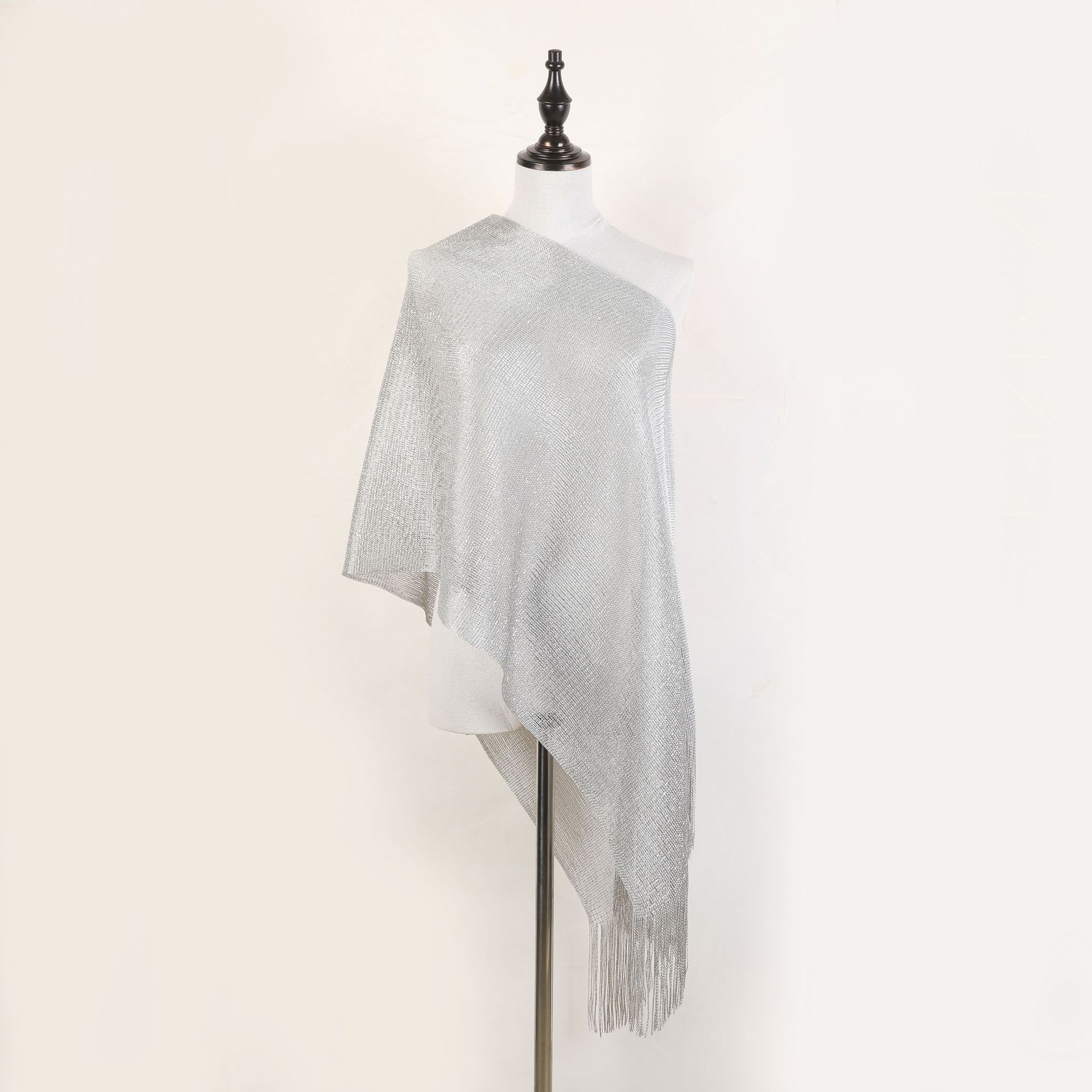 Cross-Border Popular Item: European and American Style Solid Color Flat Towel Cover-Up, European and American Style Sun Protection Beachwear, Tassel Pullover with Metallic Threads
