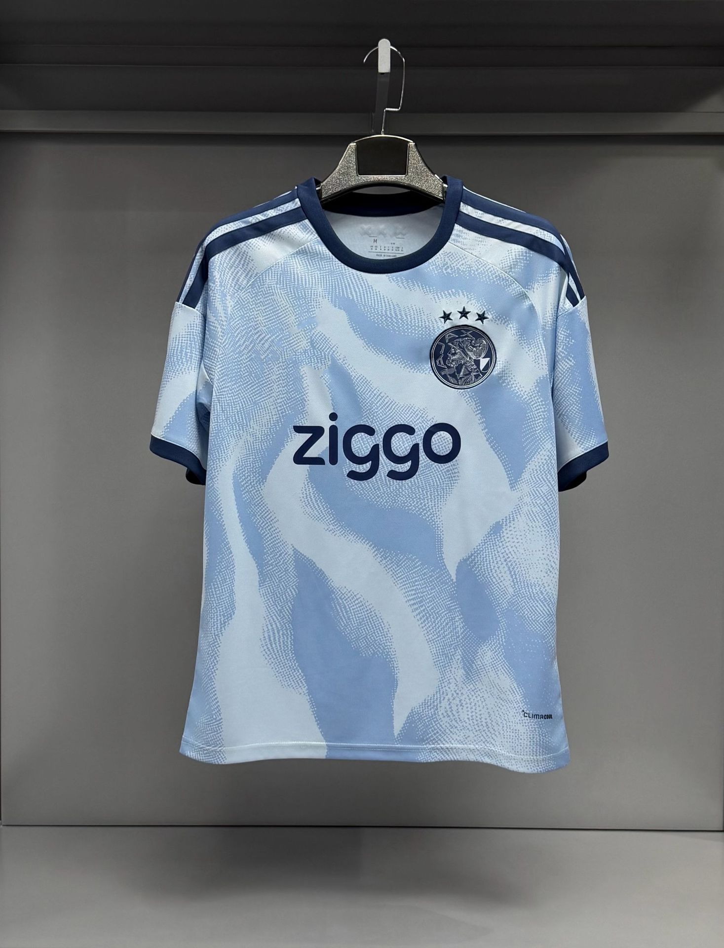 26-27 El Ajax 2