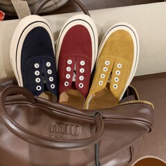 Grape Mom の同型ビスケットシューズ 2025 新しいスタイルのレースなしのファッショナブルなスリッポン レイジー スポーツ キャンバス カジュアル シューズ