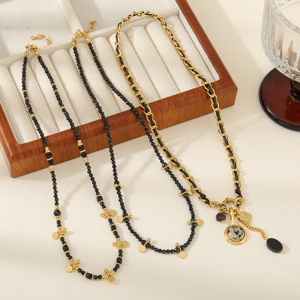 Necklace Classification Retro Geometric Natural Stone Copper Black Pointed Crystal Necklace In Bulk