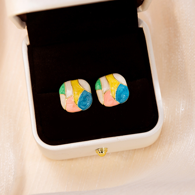 retro elegant geometric fashionable square earrings