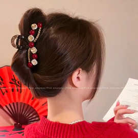 安可拉红水钻抓夹女2025新款高级感后脑勺盘发鲨鱼夹发卡夹子头饰