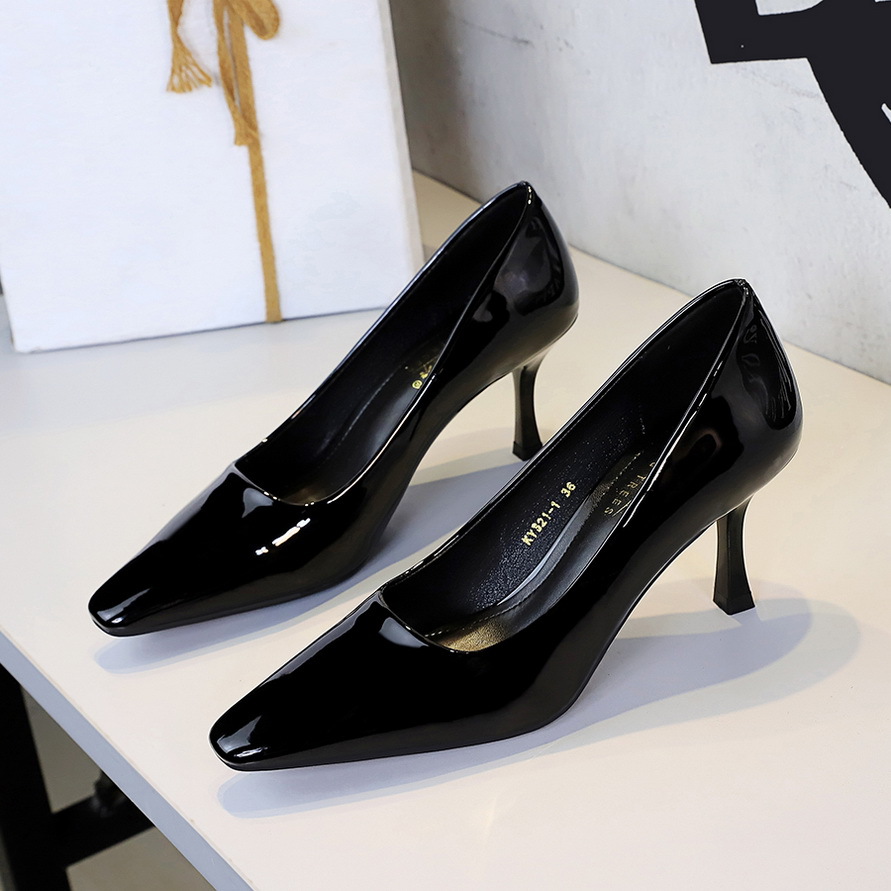321 European And American Style Fashion Patent Leather Shiny Party High Heels Women Elegant Simple Thin Heel Small_vogvips.com