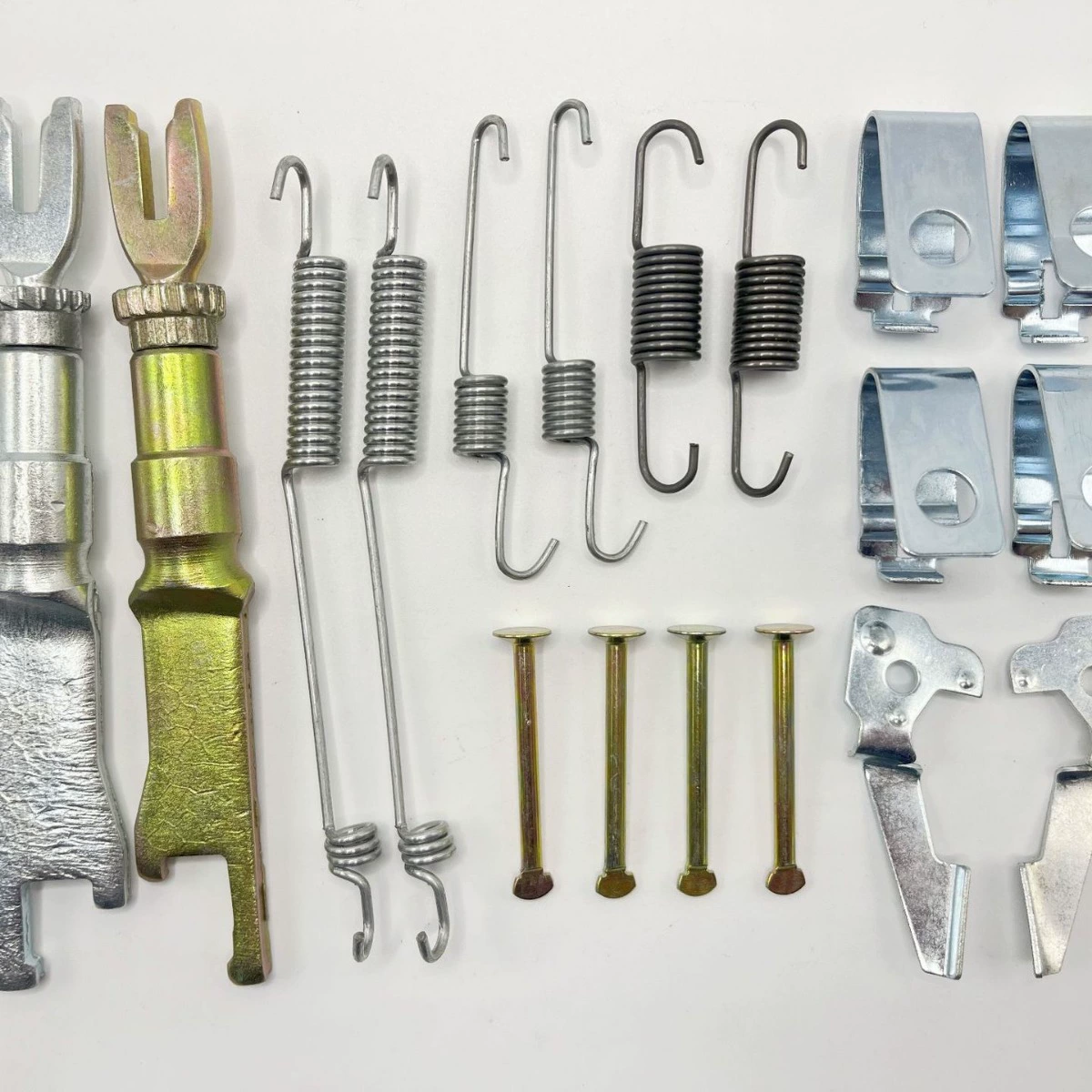 Применимо к Chevrolet Hyundai I10 комплект для ремонта тормозов комплект для ремонта суппорта 58350 1C000/L