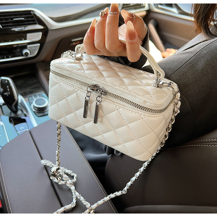 Bolso de Mano con Cadena de Diamantes, Bolso Cuadrado Pequeño para Mujer, Nuevo Bolso de Hombro Cruzado de Alta Gama con Textura Exquisita y Moderna para 2026