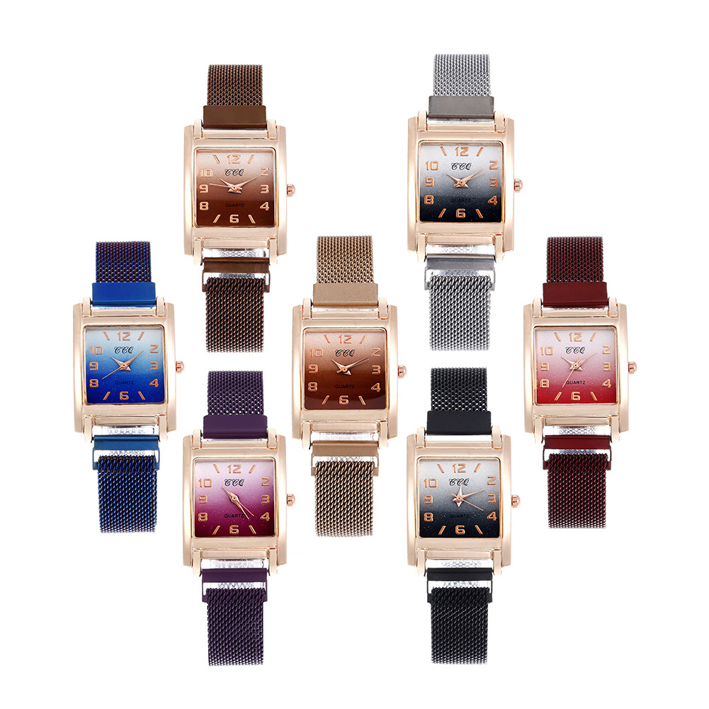 Montre à quartz avec boucle magnétique pour femmes, accessoire de célébrité sur Internet, minimaliste, carrée, numérique, nouvelle collection 2024_voghion.com