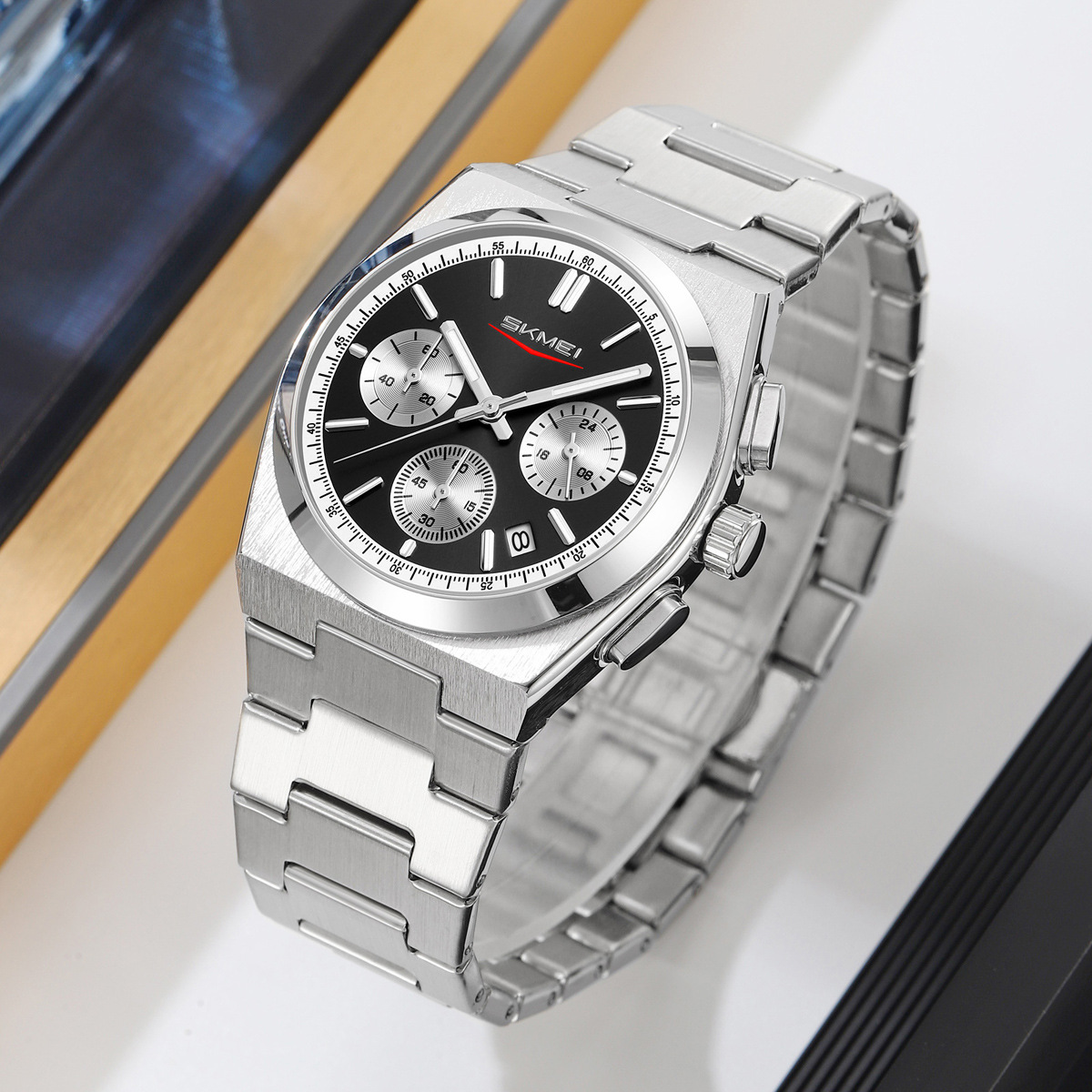 Momento de belleza multifuncional cronógrafo hombre correa de acero reloj de negocios impermeable calendario único reloj de cuarzo transfronterizo al por mayor