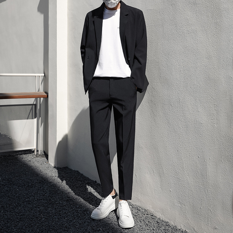 Black set