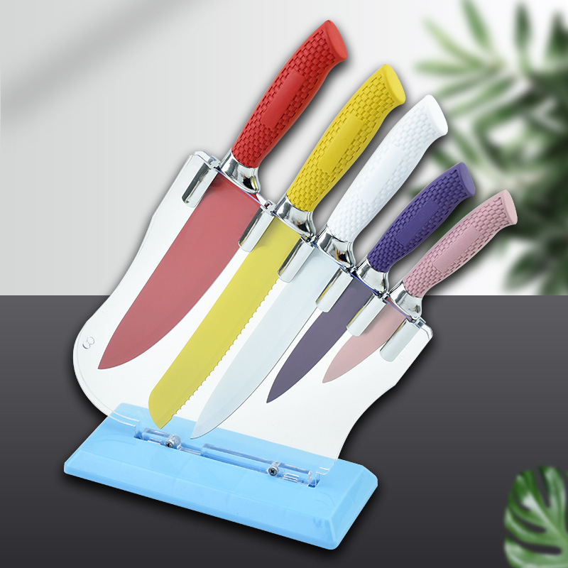 En stock mango de malla al por mayor con soporte de cuchillo acrílico conjunto de seis piezas cuchillo de combinación de acero inoxidable color pintura cuchillo traje