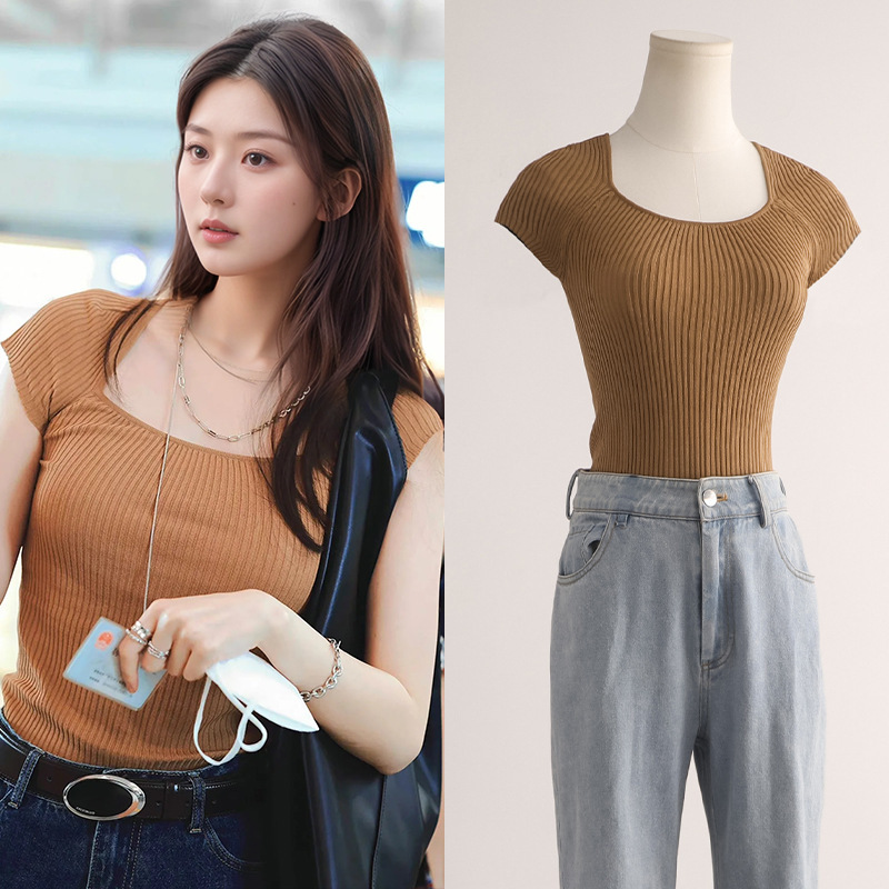 [Spot] Wang Yuwen with Brown Joker chic age-reducing sweater thin square collar slim slim top women