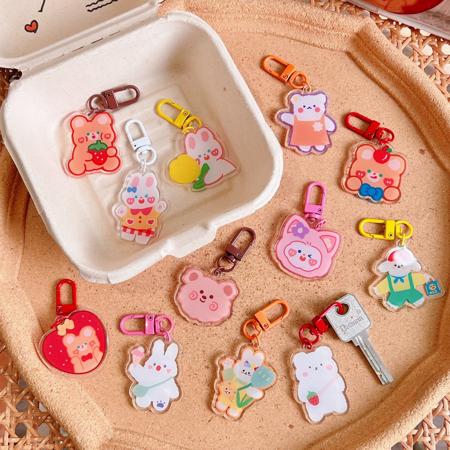 1 Piece Cute Cartoon Arylic Keychain display picture 2