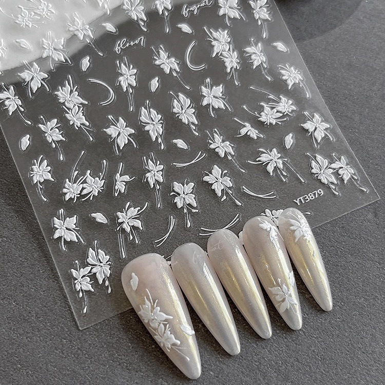 美甲贴纸浮雕手绘凌乱白色花花雪割草美甲贴纸花卉清冷感指甲装饰