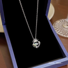 钛钢饰品高级感小众情侣锁骨链ins风跳动心吊坠甜美气质爱心项链