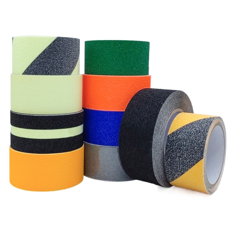 卸売 pvc つや消し滑り止めテープ階段ステップ耐摩耗性発光滑り止めストリップ浴室床カラー滑り止めステッカー