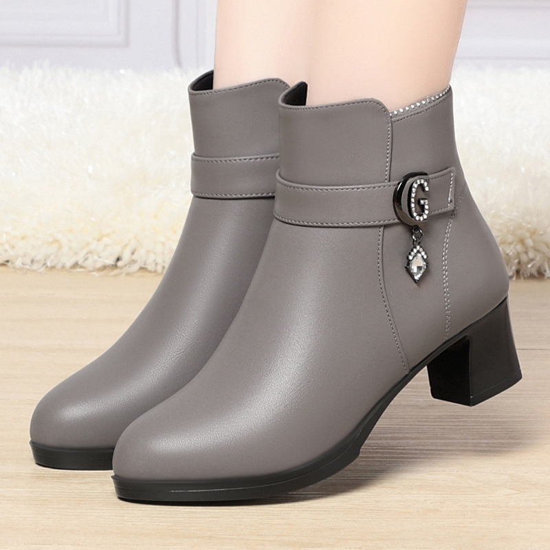 가을 겨울 여성용 부츠 새 짧은 부츠 하이힐 코튼 슈즈 기모 마틴 부츠 울 원피스 스노우 부츠 엄마 신발 코튼 부츠