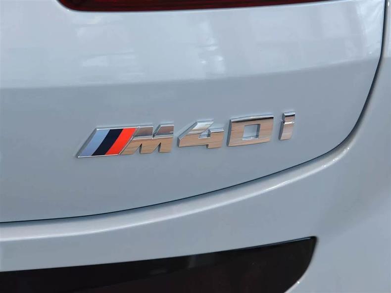 Suitable for BMW X2M35i, X3M40i, X4M40i, X5M40i, X6M50i, and X7M60i car emblems and lettering