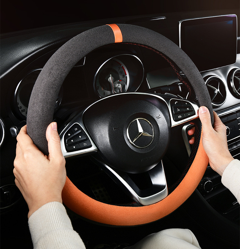 New Steering Wheel Cover for All Seasons, Suede Leather Handlebar Cover, Non-Slip, Sweat-Absorbent Protective Cover, Suede Velvet, Breathable and Wear-Resistant