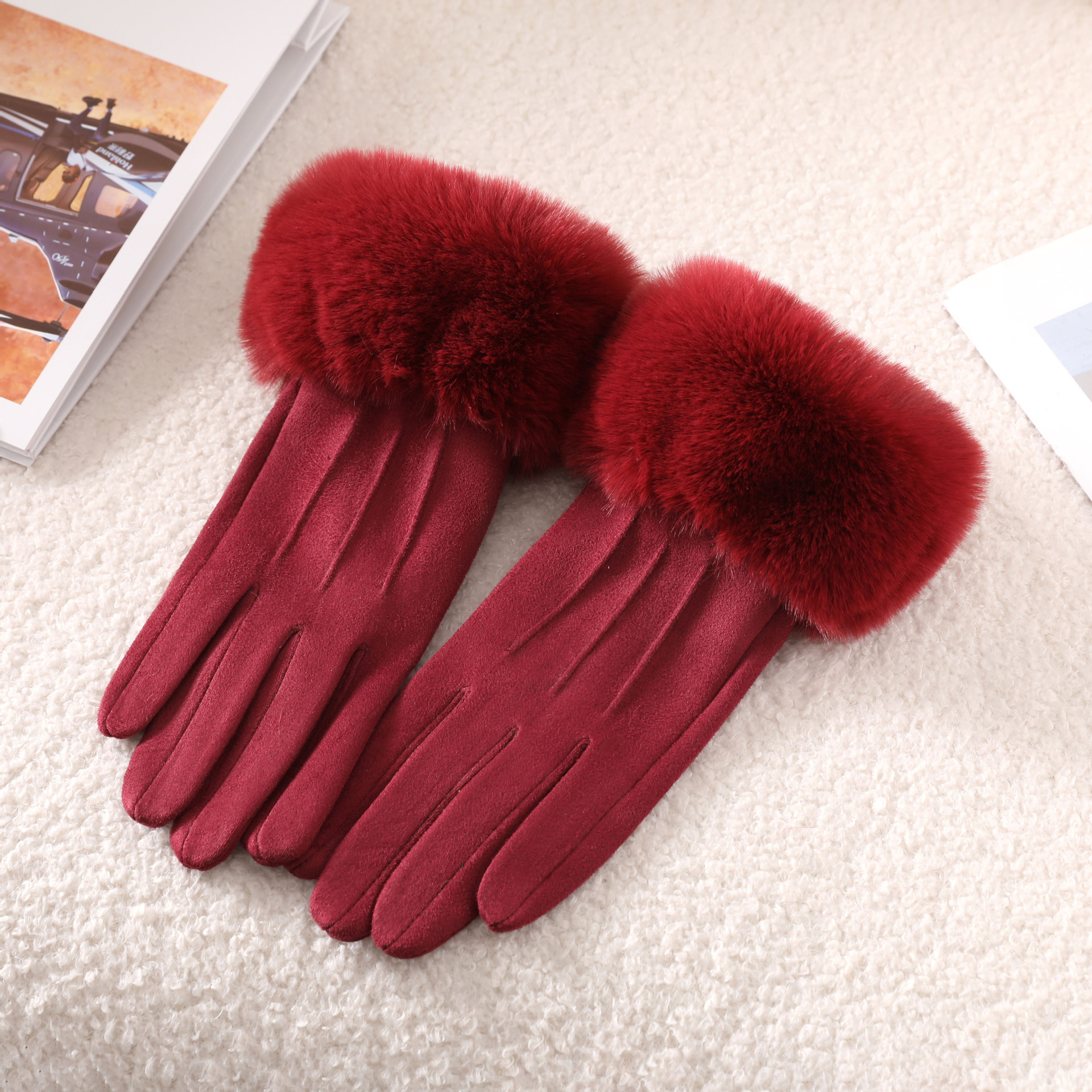 Japón y Corea de la moda guantes de peluche de lana de gamuza mujeres otoño y invierno caliente al aire libre a prueba de viento guantes táctiles al por mayor