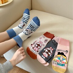 潮流袜子女中筒袜可爱日系百搭韩版学院风ins潮运动外穿卡通