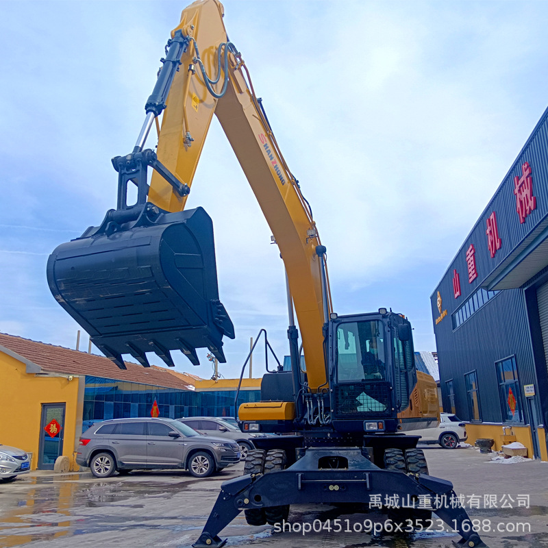 山重牌22吨轮式挖掘机SZL215六缸153KW出口海外
