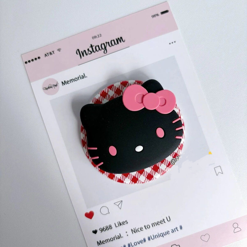 新しい格子模様の立体kittyの顔写真には、マグセーフのマグネットサポートが適用されています。|undefined