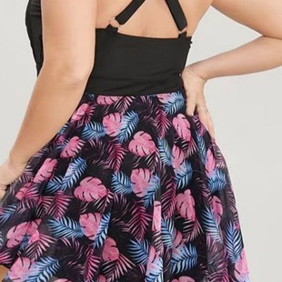 ���ƿ羳؛Դ�o���B�w��aӾ��Ů��ȹ�[͸���@��ɳ��ȹŮ��Ӿȹ