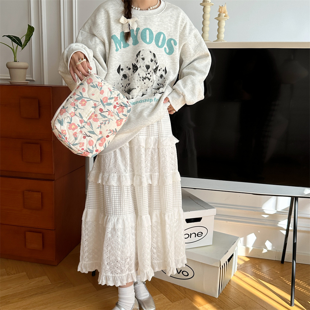 31081 ins Flower Soft Makeup Bag for Women, Portable large-capacity cosmetics and sundries storage bag, clutch undefined