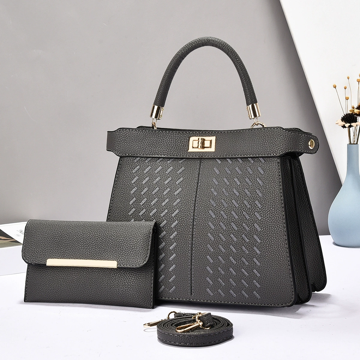 Shoulder bag, capacious one-shoulder bag, bag strap, high-quality style