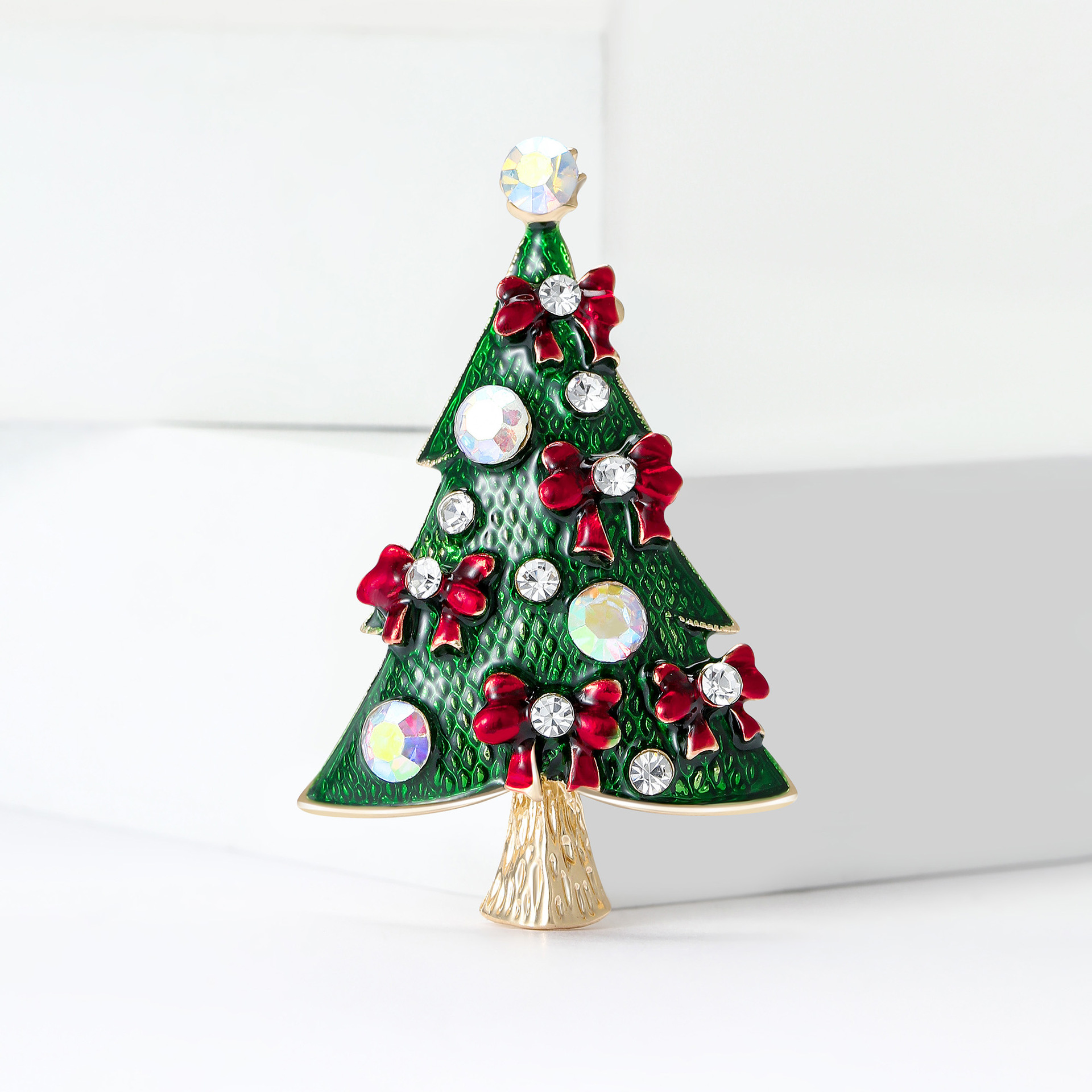 European and American Creative Alloy Enamel Christmas Tree Brooch Fashion All-match Women's Clothing Corsage Jewelry Pin