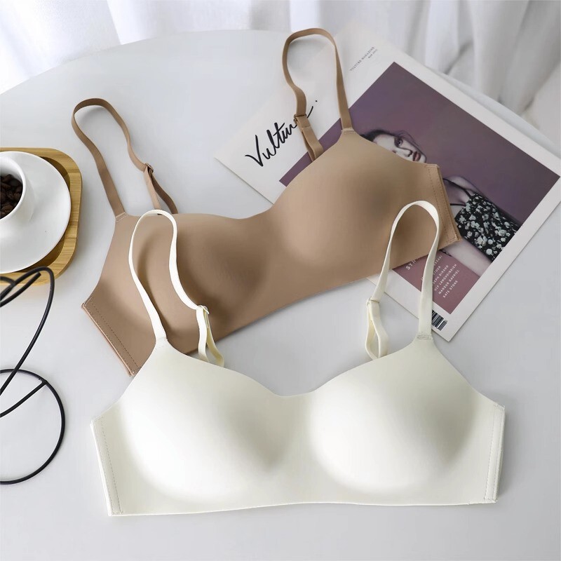 Women's Summer Thin Camisole Anti-Exposure Small Chest Push-Up Vest Seamless Integrated Bra Women's Summer Thin Camisole Anti-Exposure Small Chest Push-Up Vest Seamless Integrated Bra