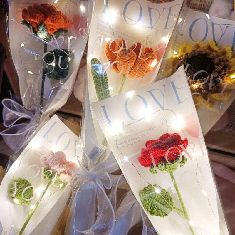 蛋糕鲜花束装饰小灯串大量批发LED彩灯波波球电池玩具摆地摊ins风