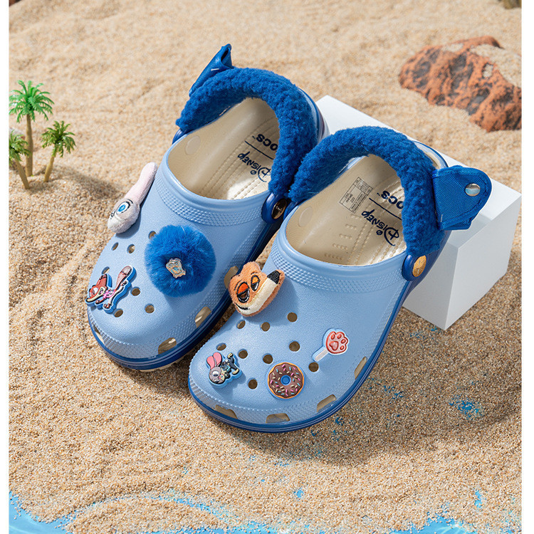 Croos Collaboration Zootopia Unisex Clogs Sandals Beach Shoes Closed-Toe Sandals Fashion Slippers Croos Collaboration Zootopia Unisex Clogs Sandals Beach Shoes Closed-Toe Sandals Fashion Slippers