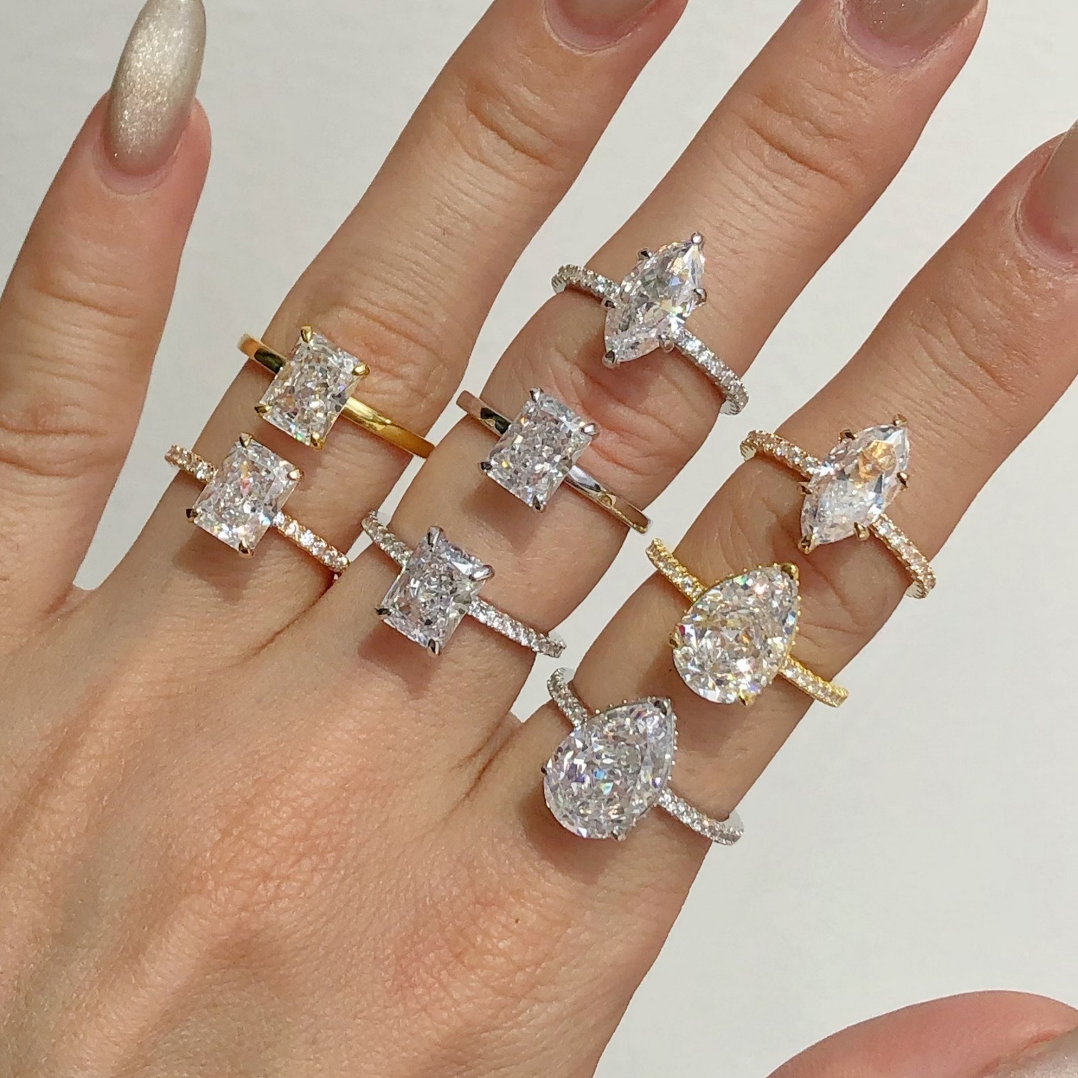 Elegant Ring Display